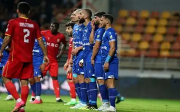 آبی ها جریمه شدند!

