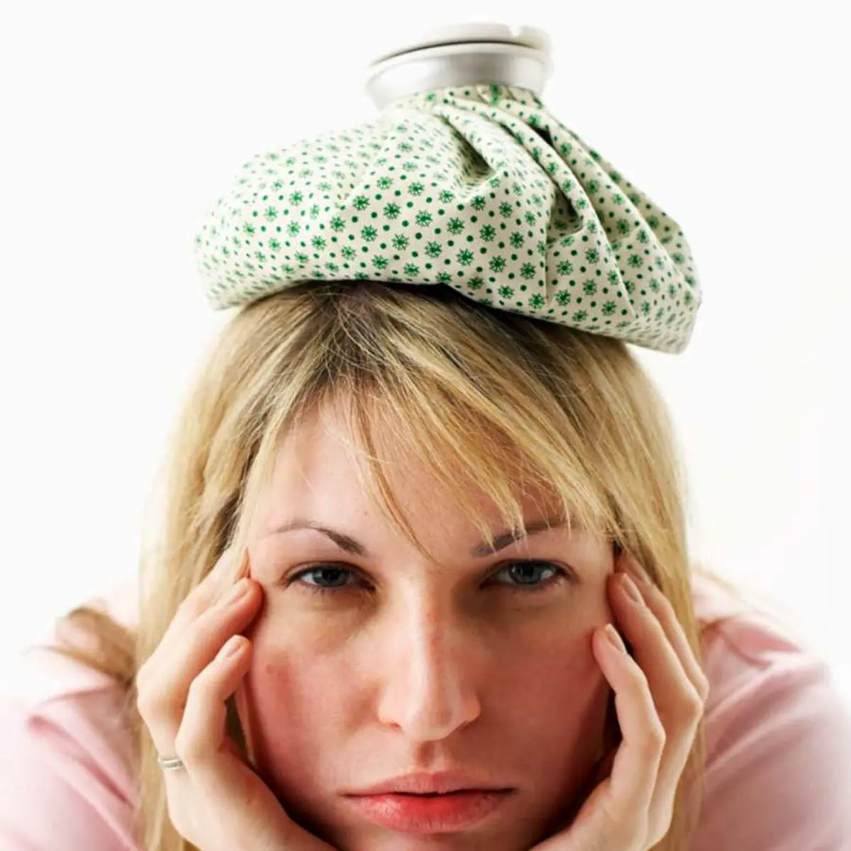 درمان سردرد؛ راهکارهایی ساده و راحت برای درمان سردرد در خانه!