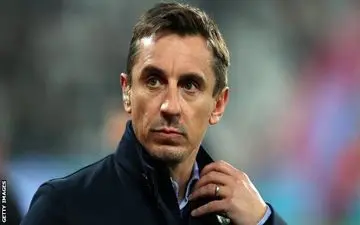 گری نویل: مخالف پول در فوتبال نیستم