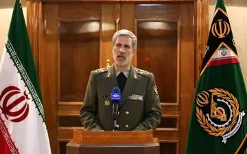 امیر حاتمی: برای تولید انواع تسلیحات موشکی از هیچ کشوری اجازه نمی گیریم