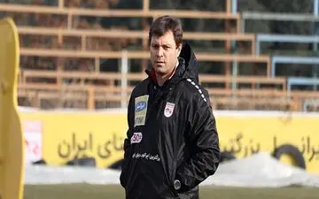 توافق باشگاه تراکتور با مربی ترکیه‌ای برای جانشینی سولدو