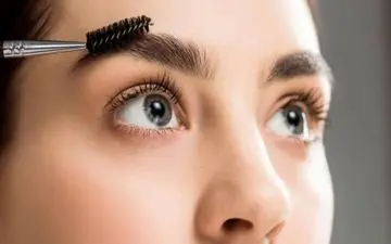 آرایش ابرو با صابون ابرو: روشی ساده و موثر برای داشتن ابروهای زیبا
