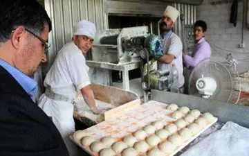 قالیباف: افزایش قیمت نان و بنزین در سال آینده صحت ندارد 