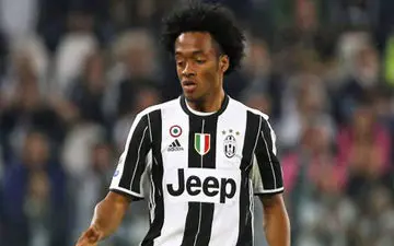  هافبک یوونتوس، هدف فعلی بارسا در نقل و انتقالات