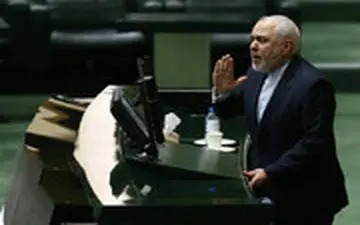 توضیحات ظریف درباره ترک زود هنگام صحن مجلس در آبان ماه