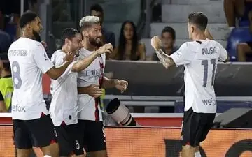 میلان هم به جمع تیم‌های پیروز هفته نخست سری A پیوست/ روسونری به رختکن نرفت!+عکس 