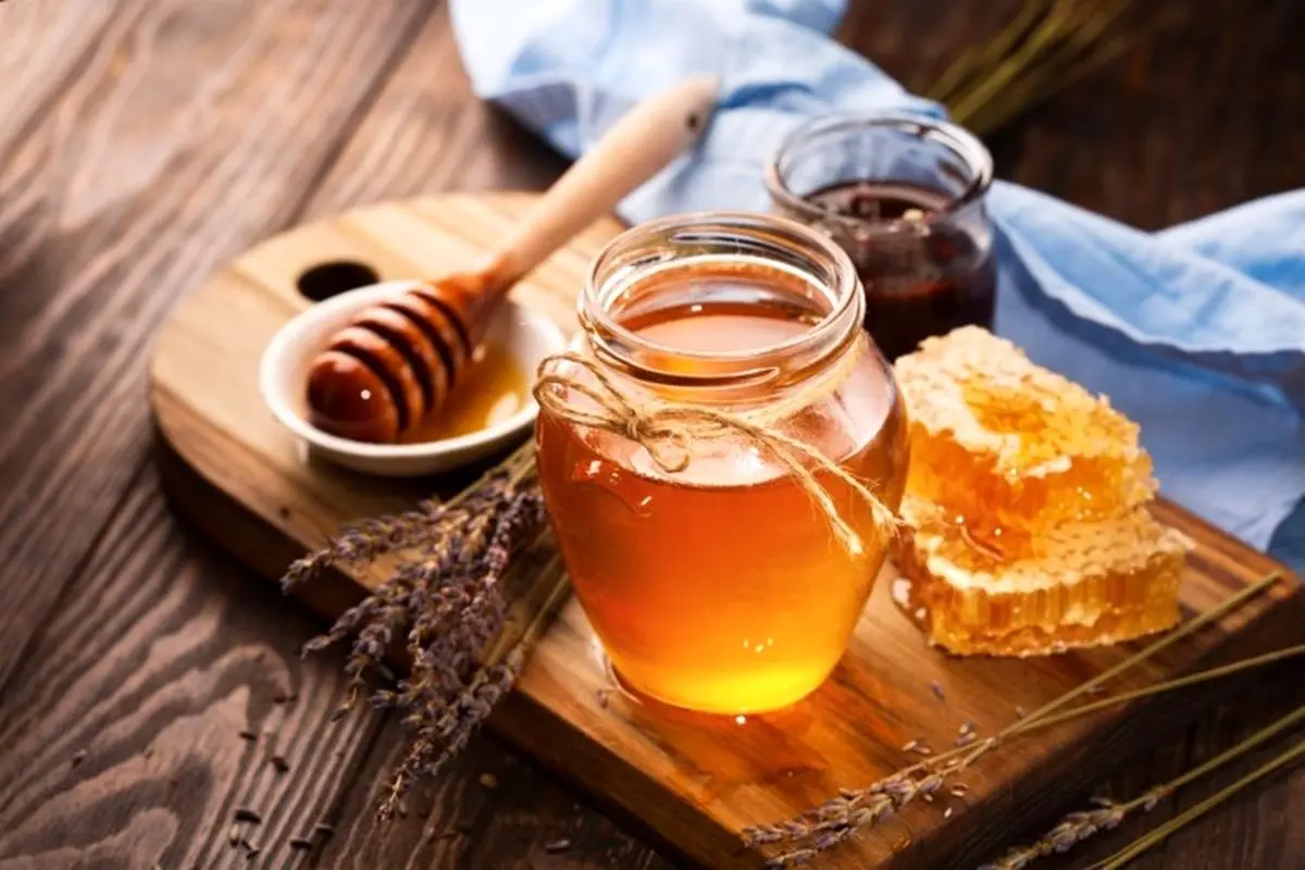 عسل؛ گنجینه مواد مغذی و شگفتی دنیای سلامت