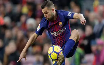 هر تلاشی می کنم که به تیم ملی دعوت شوم