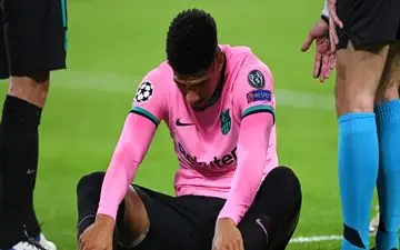 مدافع بارسلونا 3 هفته دور از میادین