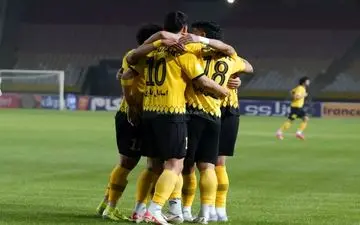 سپاهان با نیمکتی ناشناخته؛ چهره‌های جدید در لیست کارترون (عکس)