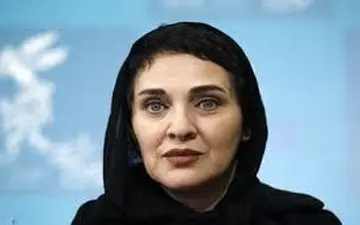 رویا نونهالی و شوهرش به همراه ماشین لاکچری‌شان