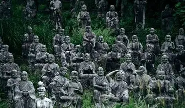 جنگلی ترسناک با ۸۰۰ مجسمه در ژاپن