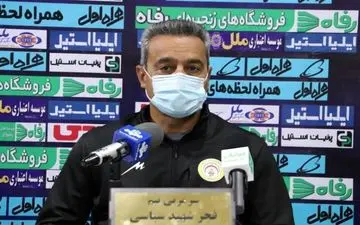 
کلانتری: ابتدا به دنبال ثبات در لیگ هستیم/جزو چهار تیمی هستیم که از نظر داوری ضربه خوردیم 
