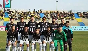 سرمربی استقلالی و مذاکره با بازیکن پیشین آبی پوشان