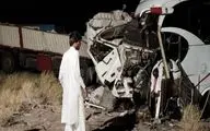 حادثه رانندگی در سیستان وبلوچستان 2 کشته و 22 مجروح برجا گذاشت