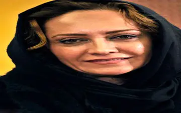 تیپ و ظاهر شیرین بینا در افتتاحیه یک مزون (عکس)