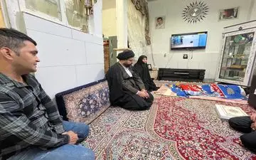 تقدیر از ایثارگران؛ دیدار صمیمانه رئیس اوقاف قدس با خانواده جانباز رمضان بهاری
