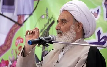 امام جمعه کرمانشاه: تبعیض و ویژه‌خواری در جامعه باید ترک شود