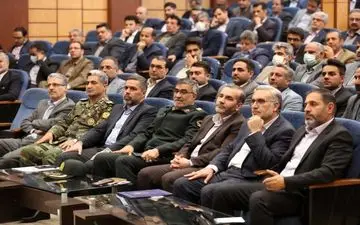 
نظم و وفای به عهد ضامن بقای مسئولین استان است




