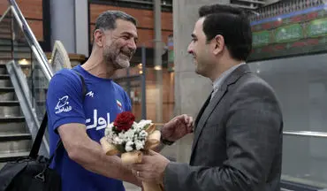 
بازگشت تیم ملی والیبال به تهران 