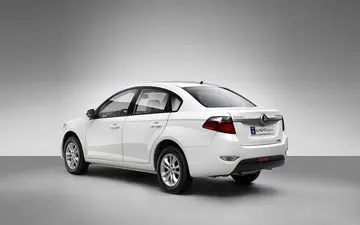 قیمت روز برلیانس‌های کارکرده در بازار آزاد فروردین ۱۴۰۴ | برلیانس اتومات چند؟ + جدول کامل