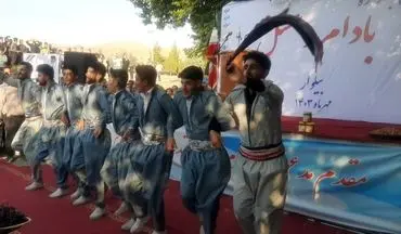 ویدیو | رقص کٌردی در جشنواره رنگارنگ عسل و بادام در دل طبیعت زیبای بیلوار