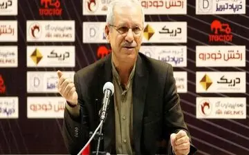 بازوبند اخباری و کیانی بر دست شجاع