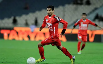 کری خوانی حسین ماهینی:پرسپولیس سرور استقلاله