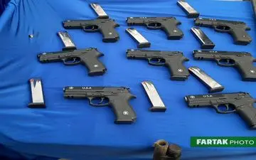 انهدام باند قاچاق اسلحه در پاوه/ کشف ۱۷ قبضه سلاح