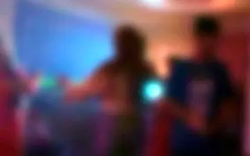 جزییات پارتی مختلط آبادانی ها در روز دختر