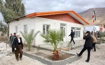 تحویل اولین مسکن نوساز به زلزله‌زدگان کرمانشاه /تصاویر