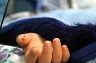 مرگ تلخ دختر ۳.۵ ساله اهوازی بر اثر شلیک گلوله