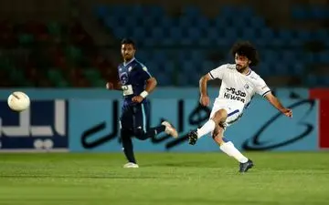 برگزاری استقلال- پیکان در تاریخ ۱۴ فروردین
