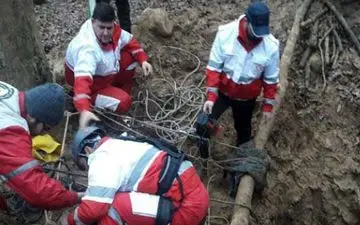 جوان 24 ساله برای یافتن گنج به ته چاه رفت!