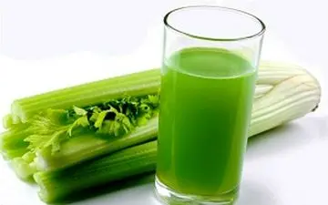 کاهش وزن سریع با آب کرفس