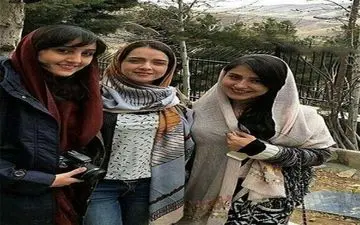 تیپ ترانه علیدوستی به همراه طرفدارانش + عکس