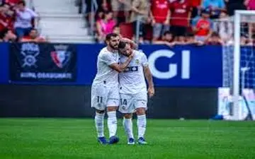 کاپیتان بازوبند را پرتاب کرد و در لحظه پشیمان شد!‌