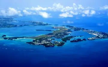 کشف لایه سنگی ۲۰ کیلومتری زیر برمودا؛ راز ارتفاع غیرعادی کف اقیانوس فاش شد