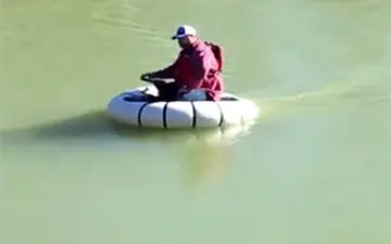 هیجان انگیز ترین قایق بادی + فیلم 