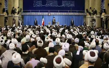 تابلویی که رهبر انقلاب برای اتاق کارشان سفارش دادند