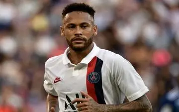 واکنش نیمار به هو شدنش توسط هواداران پاری سن ژرمن