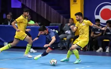 گزارش تصویری لیگ برتر فوتسال | گهر زمین سیرجان با سه گل شهرداری ساوه را شکست داد