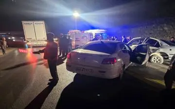 تصادف زنجیره‌ای در محور کامیاران – سنندج؛ پنج مصدوم راهی بیمارستان شدند