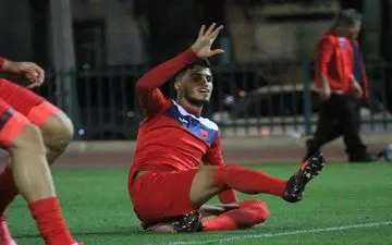 علی علیپور و گلی برای تغییر مسیر زندگی‌ 