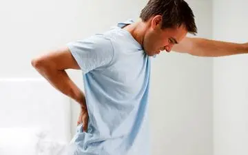 کمردرد هم به علائم ابتلا به کرونا اضافه شد