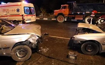  برخورد پنج دستگاه خودرو سواری در بزرگراه سردار سلیمانی