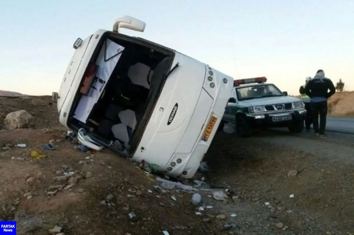  واژگونی اتوبوس در جاده رفسنجان به انار سه کشته برجا گذاشت