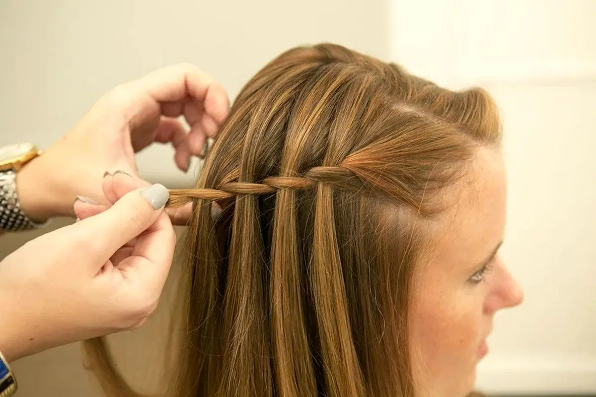 بافت موی آبشاری مدلی زیبا برای موهای بلند| آموزش گام به گام بافت موی آبشاری با چهار سبک متفاوت
