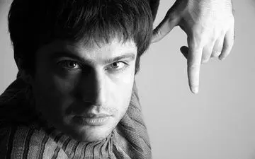 گریم متفاوت شهرام حقیقت‌دوست در «شب چره»