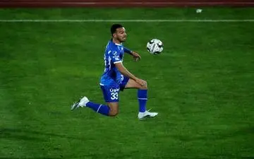 پایان چالش سربازی برای مدافع چپ استقلال| استقلال جانشین حسینی را برای دو فصل آینده از دست می‌دهد؟